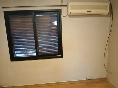 Depto Tipo Casa en Venta 40 años