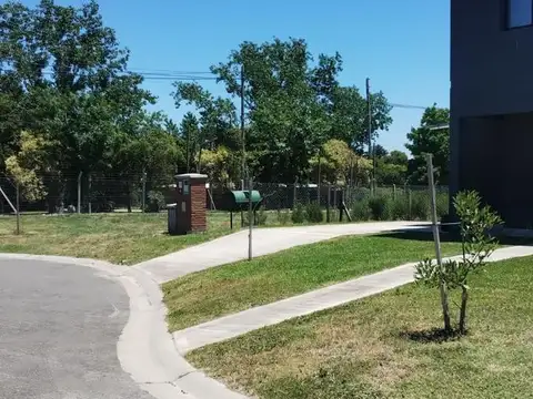 Venta terreno en Pilar del Este, Barrio Santa Elisa, Zelaya, Pilar