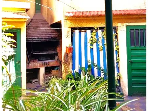 Casa en Venta en Isidro Casanova, USD 77.000