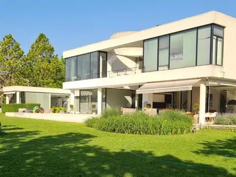 Casa  en Alquiler ubicado en Altos del Pilar, Pilar, G.B.A. Zona Norte