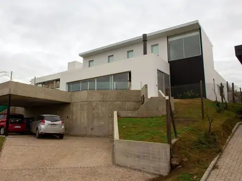 Avenida los Alamos 2100