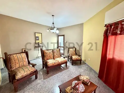 Diaz Velez 200, Piso 0