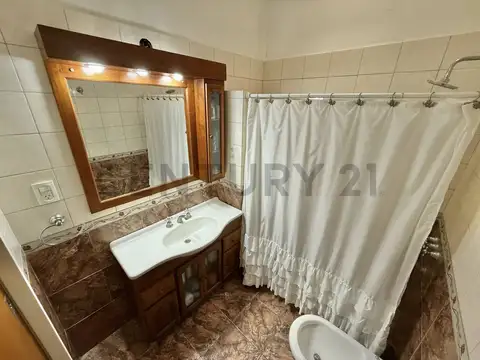 Casa Venta Casa Parque Leloir Ituzaingó 3 ambientes Excelente Ubicación