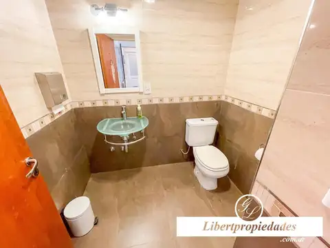 Local en Alquiler en El Remanso, USD 2.400