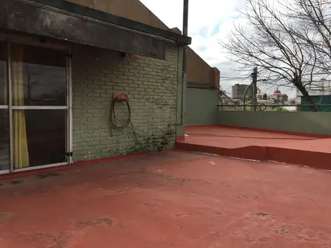 Depto Tipo Casa en Venta de 8 ambientes