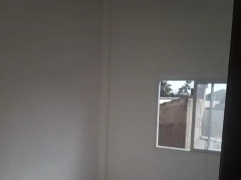 Departamento en Alquiler en Glew, $ 300.000