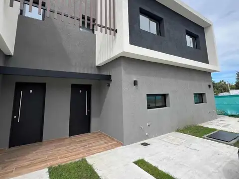 Casa en venta - 3 Dormitorios 2 Baños - Pilar