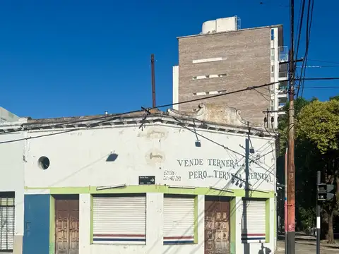 Local comercial en alquiler – esquina estratégica Ituzaingó y La Paz, Rosario