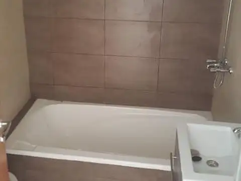 Departamento en Venta en Barrio España y Hospitales, USD 63.000