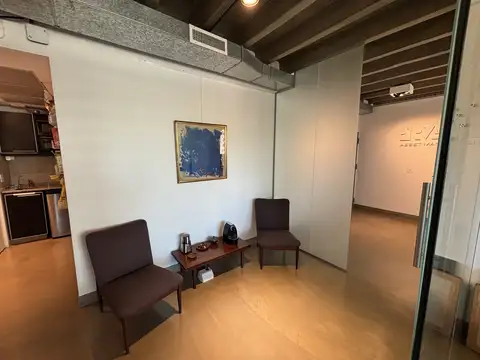 Oficina 3 ambientes con 1 baño