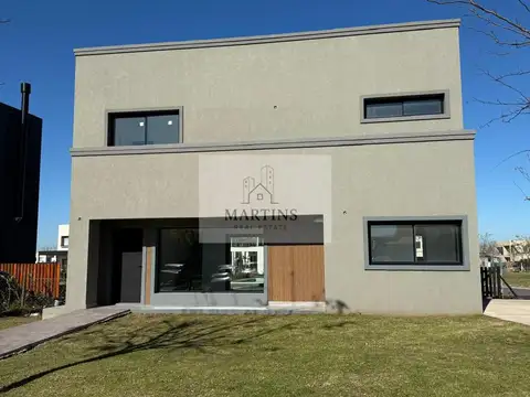 Casa en Venta en San Pablo, USD 218.000