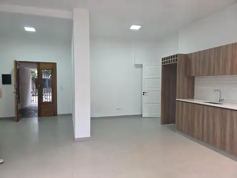 Depto Tipo Casa en Venta con 1 cocheras