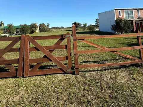 Terreno en Venta en Colonia Carolina, USD 11.500