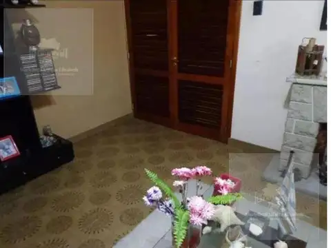 Departamento en Venta en Villa Luzuriaga, USD 138.000
