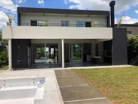 Casa en Venta en Altos de Hudson II, USD 550.000