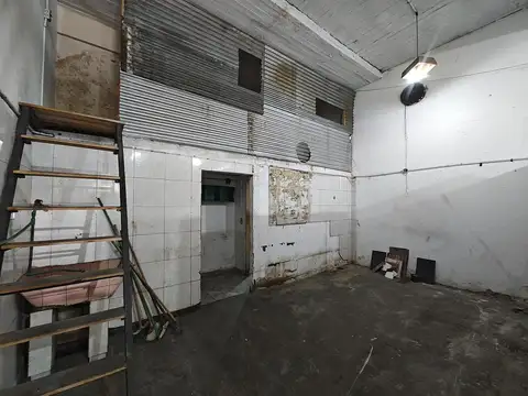 Avenida Crovara al 5800