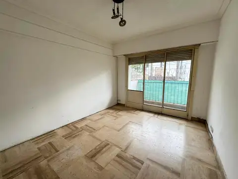 Alquiler Departamento 3 Ambientes con Balcón en Flores