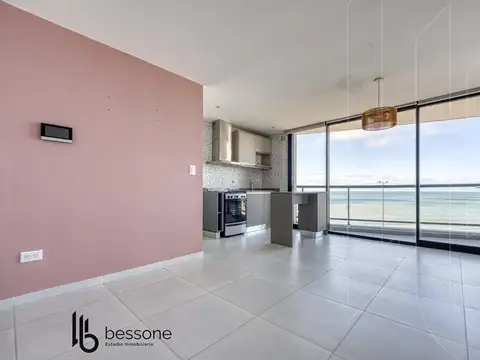 Av. Félix U. Camet 1217