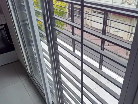 Departamento en Venta en Jose Leon Suarez, USD 65.000