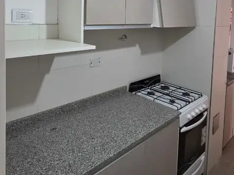 Departamento 6 ambientes con 1 baño