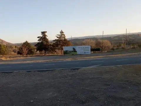 SE VENDE TERRENO EN CARLOS PAZ COUNTRY GOLF CLUB