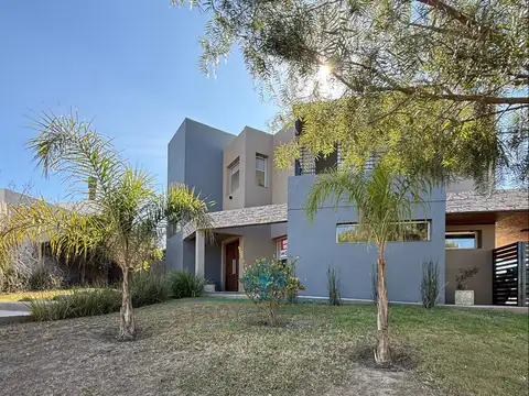 Casa en Venta en Pajas Blancas, USD 295.000