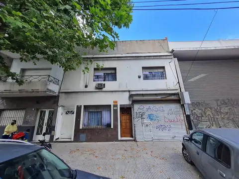 Depto Tipo Casa en Venta de 5 ambientes