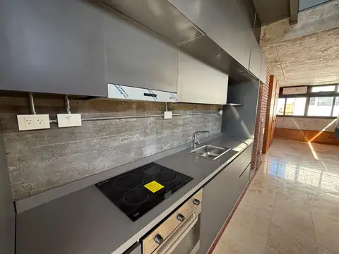 44 entre 15 y 16 1000, Piso 8/9