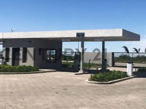 Calle 63 entrada  por Villalobos , Piso 0