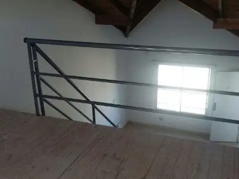 Depto Tipo Casa en Venta con 1 cocheras