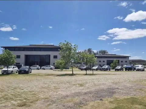 Oficina en Alquiler en Benavidez, $ 900.000