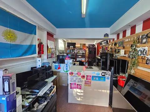 LOCAL EN ALQUILER SOBRE ALVEAR EN VILLA BALLESTER