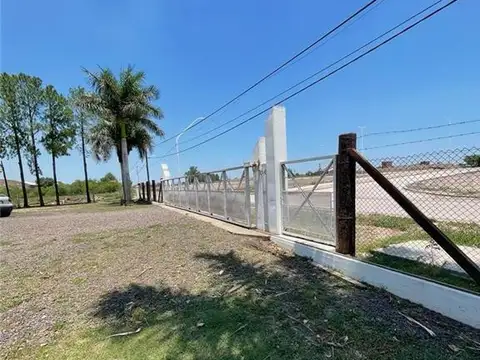 Galpon en Venta 68,90  mts Frente