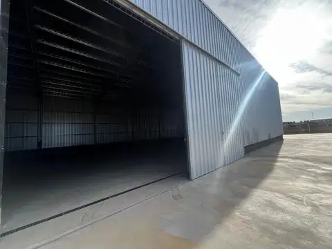Galpon en Alquiler A Estrenar