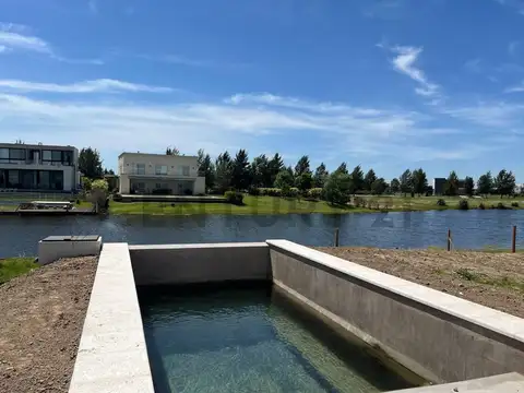 Casa en Venta en Belen De Escobar, USD 350.000