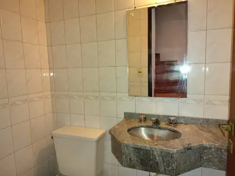 Depto Tipo Casa en Alquiler de 2 dormitorios