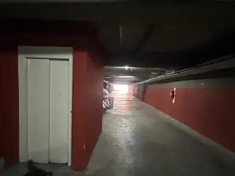 COCHERA SUBTERRANEA EN CALLE LAS PIEDRAS 156 LOMAS DE ZAMORA