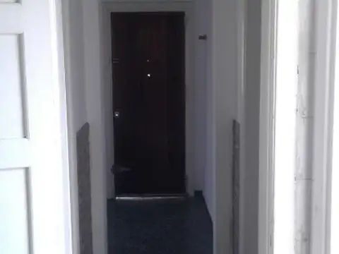 Depto Tipo Casa 3 ambientes con 2 baños