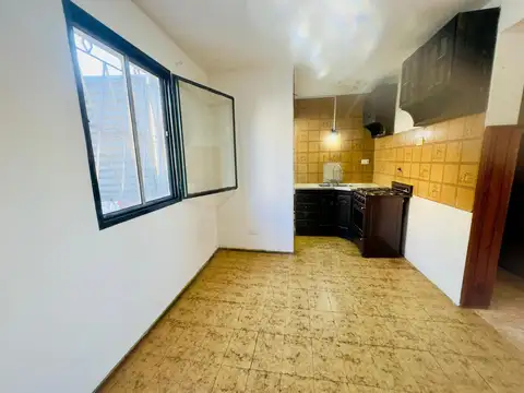 Camino Moron 100 , Piso PB