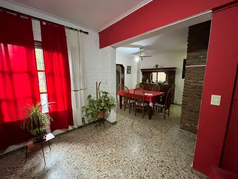 Casa en Venta al Oeste