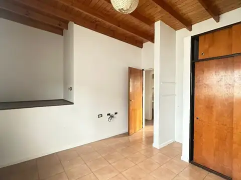 Depto Tipo Casa 3 ambientes con 1 baño