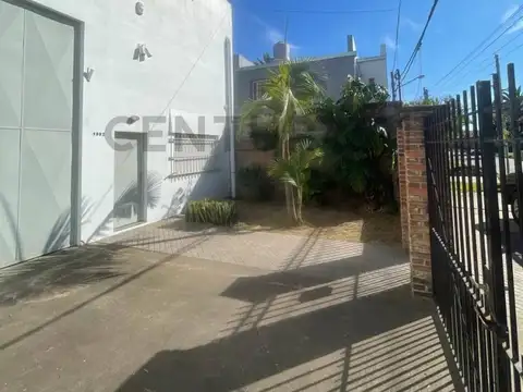 56 E/ 132 y 133 1800, Piso 0