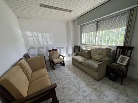 Galpon en Venta 10  mts Frente