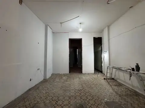 Local en Venta 111 años