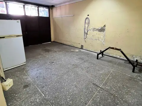 Local en Venta Via Púb.