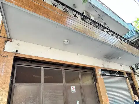 Local en Venta en Flores, USD 430.000