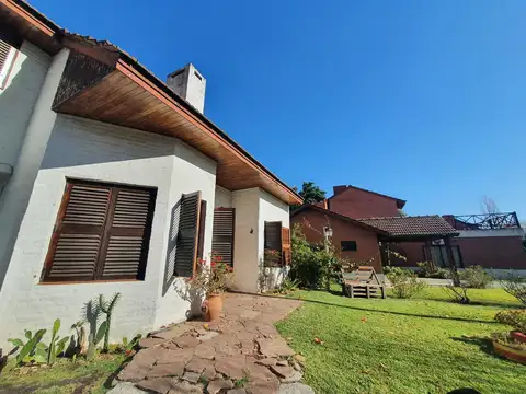 Los Olivos 114, Barrio Ymcahuasi, Portón 6