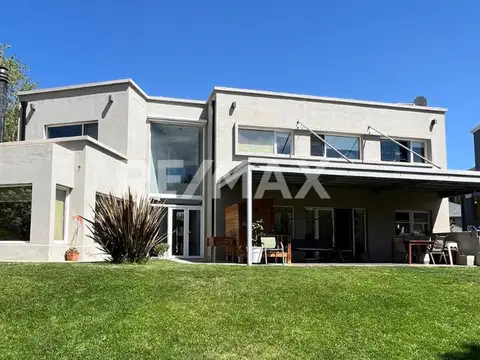 Barrio La Comarca Ruta 7 km 9.75, Centenario, Neuquén 100