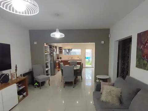 Casa en Venta en San Antonio De Padua, USD 150.000