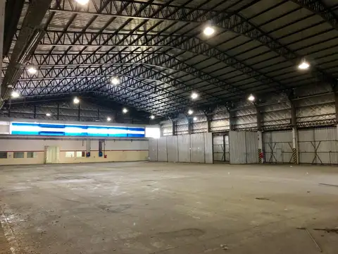 Unica ! Nave Industrial de 8000m2 en Ituzaingo !